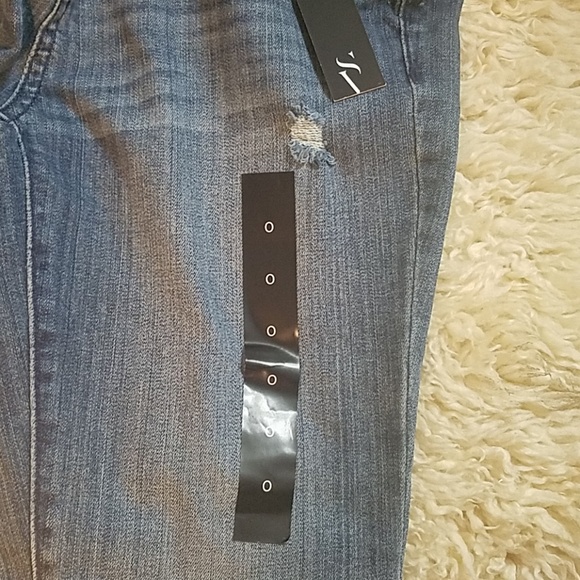 Women's Simply Vera Vera Wang Denim Jeans capris - Picture 6 of 8